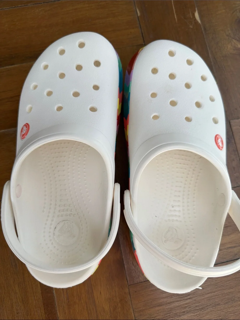 CROCS White Kids Clogs with Rainbow Chevron Trim, Junior 6